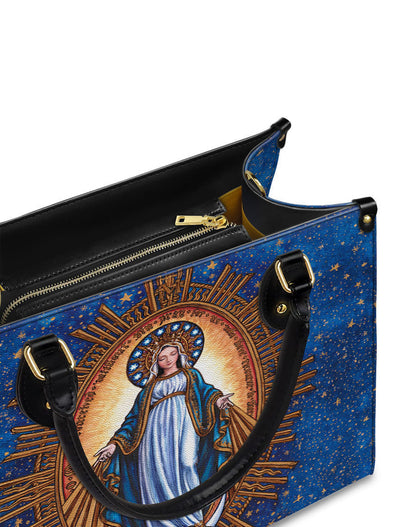  The Immaculate Triumph Leather Bag